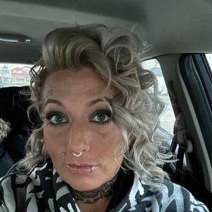 Meet your Posher, Renee